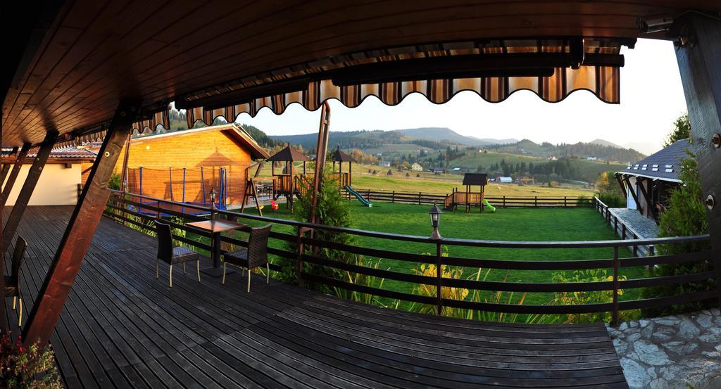 Pensiunea La Bella Vista Poiana Negrii Buitenkant foto